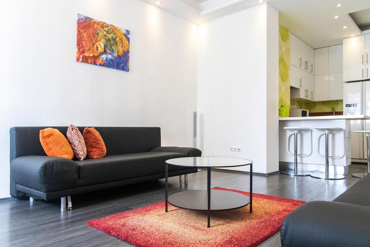 Helena Apartment With View On St. Stephan'S Basilica Boedapest Buitenkant foto