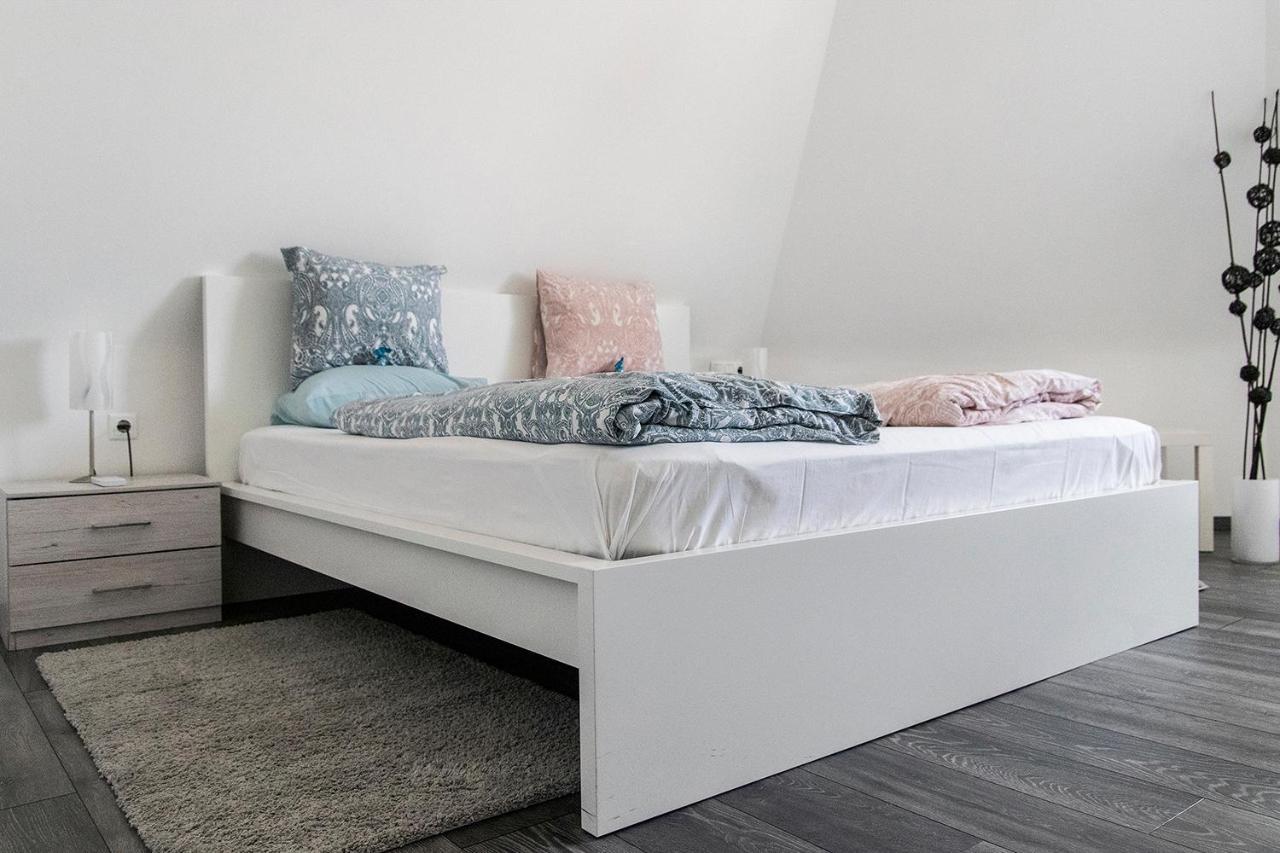 Helena Apartment With View On St. Stephan'S Basilica Boedapest Buitenkant foto