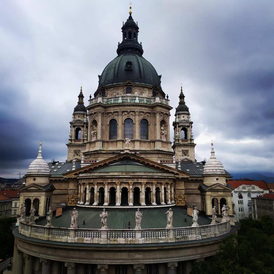 Helena Apartment With View On St. Stephan'S Basilica Boedapest Buitenkant foto